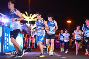 BIB: 015
                            <button type="button" onclick="openModal(23025956)" class="btn btn-primary btn-sm float-right btn-popup" data-toggle="modal" data-target=".modal-high-quality">
                        <i class="fas fa-shopping-cart"></i> Add to Cart
                    </button>
                                            <button type="button" onclick="isThisMe(23025956, true)" class="btn btn-success btn-sm float-right btn-popup btn-isme hidden" data-toggle="tooltip" data-placement="bottom" title="นี่คือรูปของคุณใช่ไหม คลิกที่นี่เพื่อเอาเข้าอัลบั้ม">
                        <i class="fas fa-plus"></i> Add to album
                    </button>
                    <button type="button" onclick="isThisMe(23025956, false)" class="btn btn-warning btn-sm float-right btn-popup btn-isnotme hidden">
                        <i class="fas fa-ban"></i> Remove from album
                    </button>